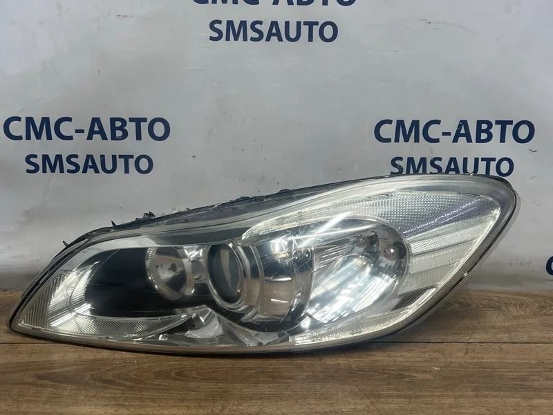 Фара адаптивный ксенон Volvo C30 2010-2012 31299828 С30 2.0, левая