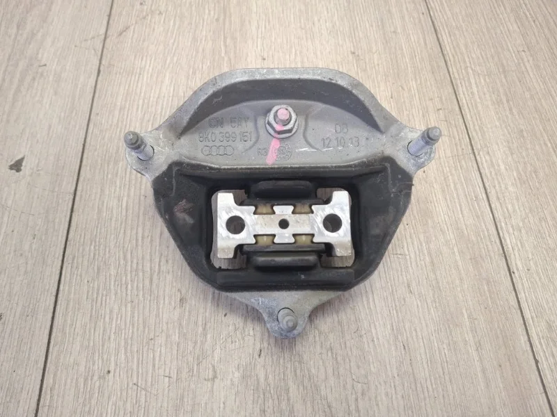 Подушка кпп Porsche Macan 2015 95B