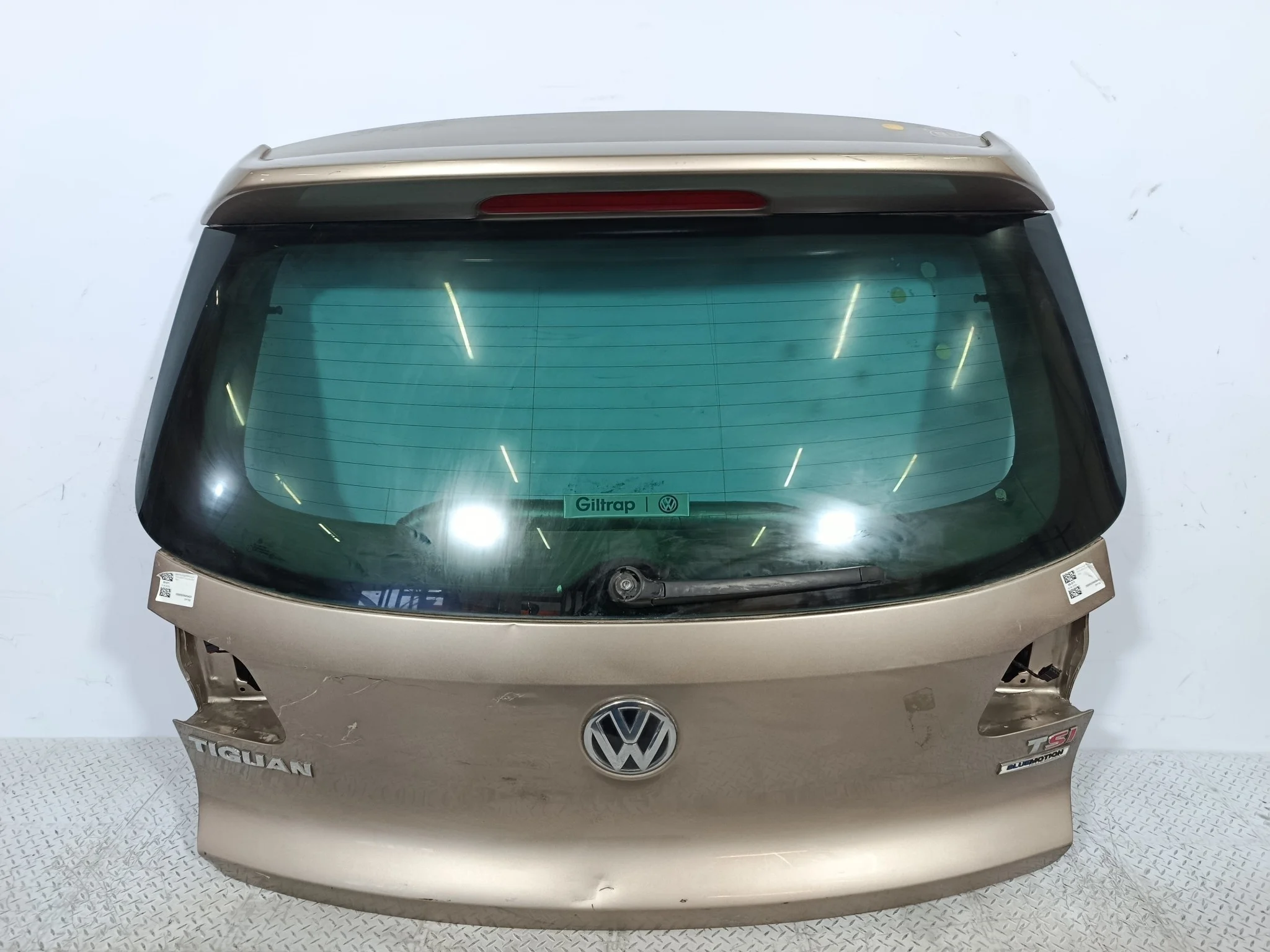 ДВЕРЬ ЗАДНЯЯ VOLKSWAGEN TIGUAN 5N0827025G  серый DY152