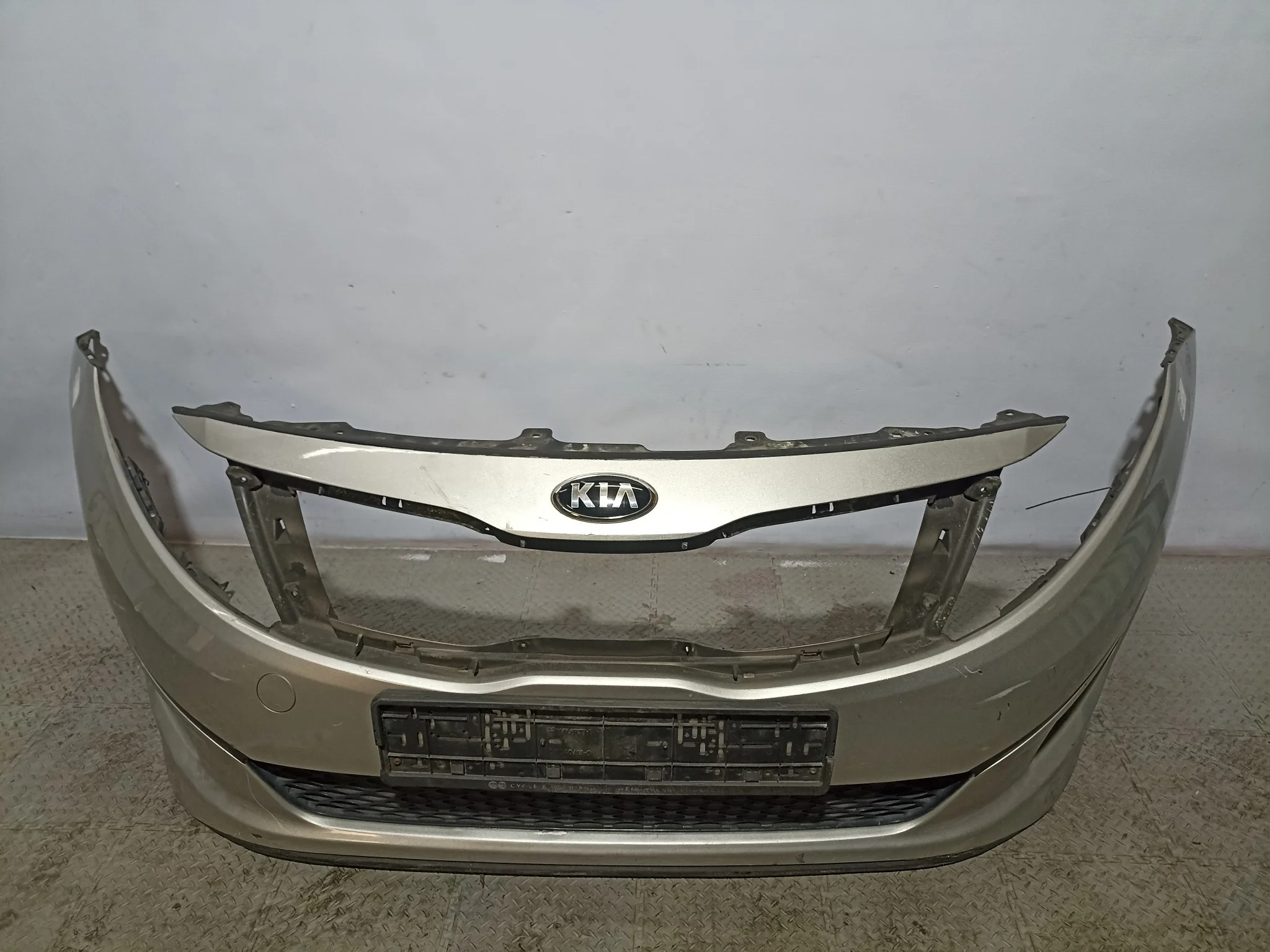 БАМПЕР KIA K5 OPTIMA 865112T500 ПЕРЕДНИЙ  серебро DY456Z