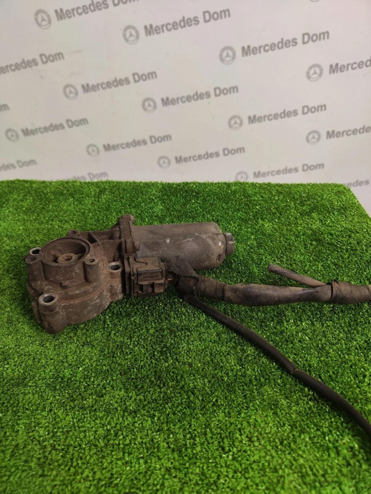 Моторчик блокировки межосевого дифференциала Mercedes-Benz GL-класс X164 (2006—2009)