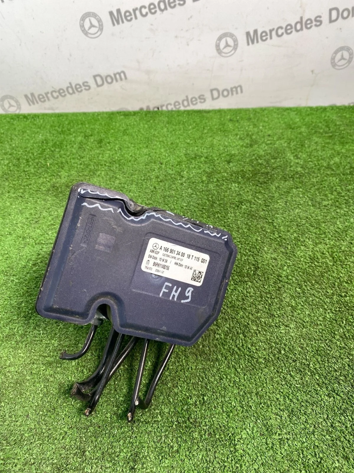 Блок ABS (насос) Mercedes-Benz GLE-класс W166 (2015—2018)