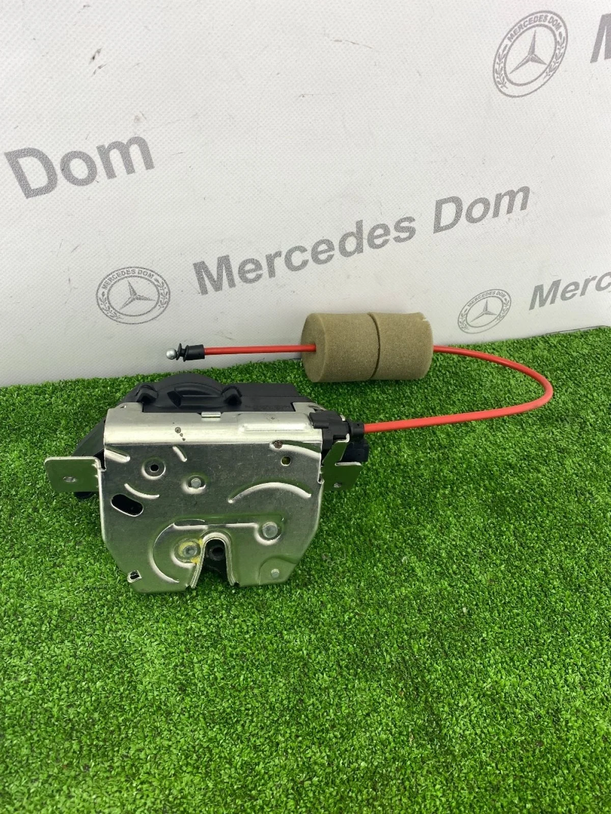 Замок багажника Mercedes-Benz M-класс W164 рестайлинг (2008—2011)