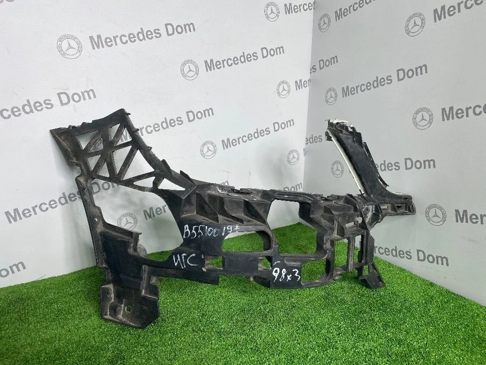 Кронштейн Mercedes-Benz C-класс W204/S204/С204 рестайлинг (2011—2015)