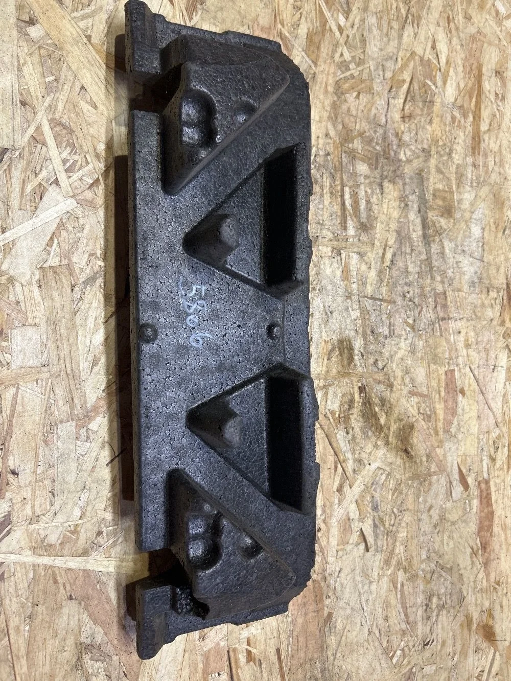 Абсорбер переднего бампера Mercedes-Benz E-класс W212/S212/C207/A207 (2009—2013)