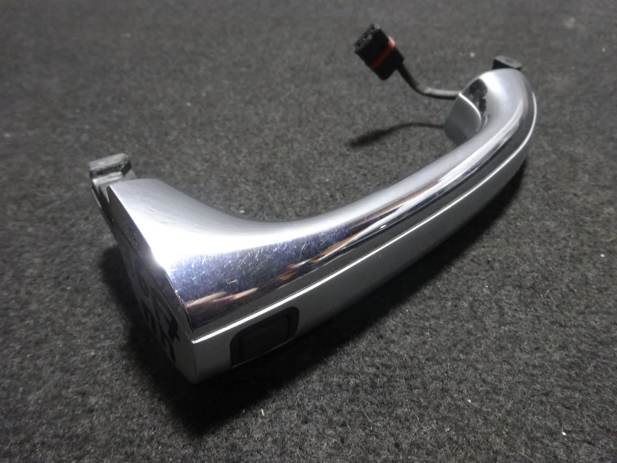 Ручка двери передней наружная правая Mercedes-Benz GL-класс X164 (2006—2009)