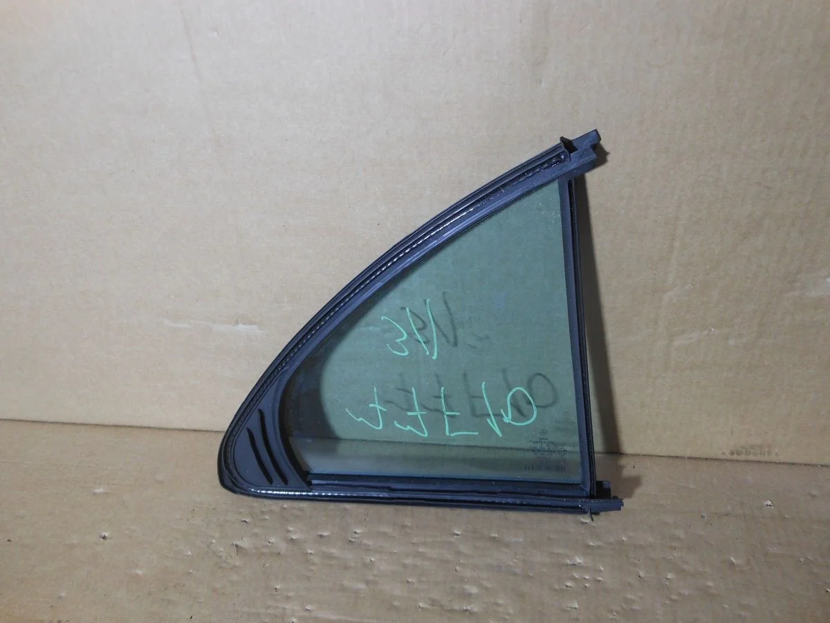 Стекло двери задней левой (форточка) Mercedes-Benz E-класс W211/S211 рестайлинг (2006—2009)