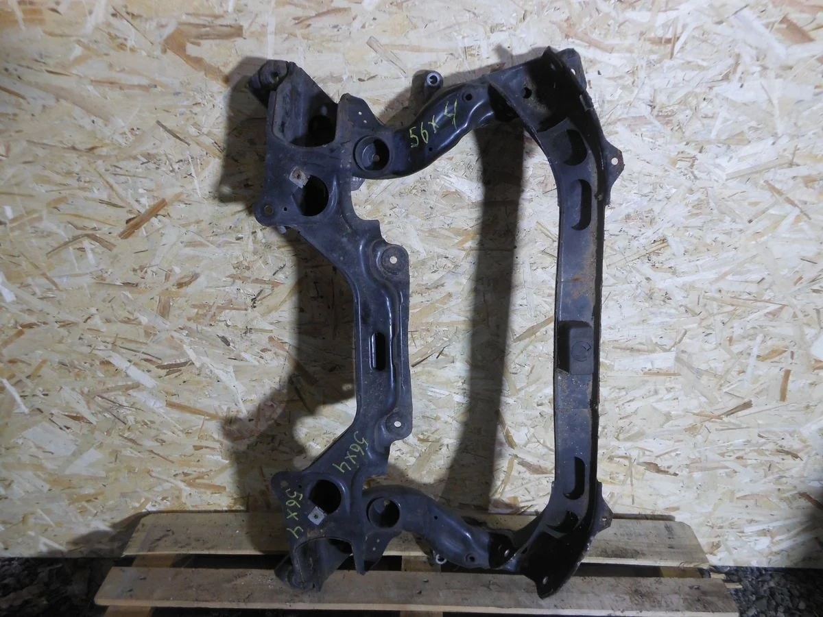 Балка подмоторная Mercedes-Benz CL-класс C216 (2006—2010)