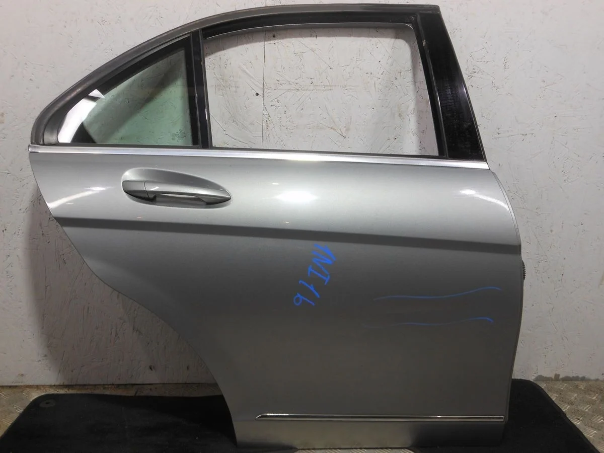 Дверь задняя правая Mercedes-Benz C-класс W204/S204 (2006—2011)