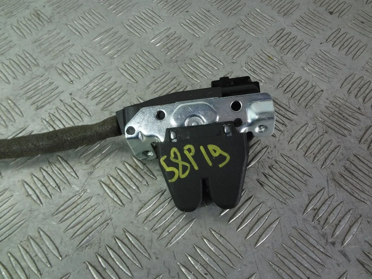 Замок багажника Mercedes-Benz E-класс W212/S212/C207/A207 рестайлинг (2013—2016)