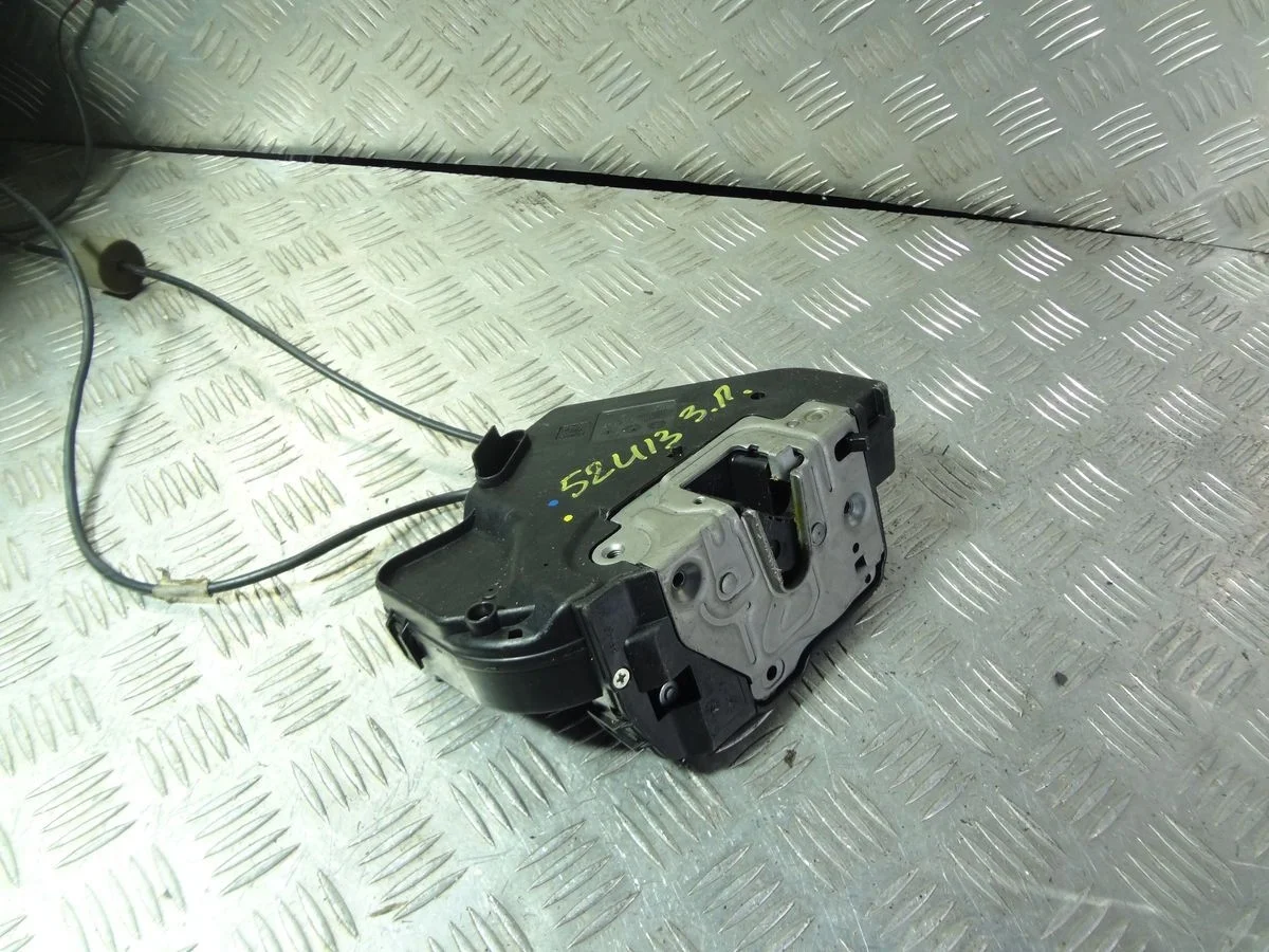 Замок двери задней правой Mercedes-Benz CL-класс C216 (2006—2010)