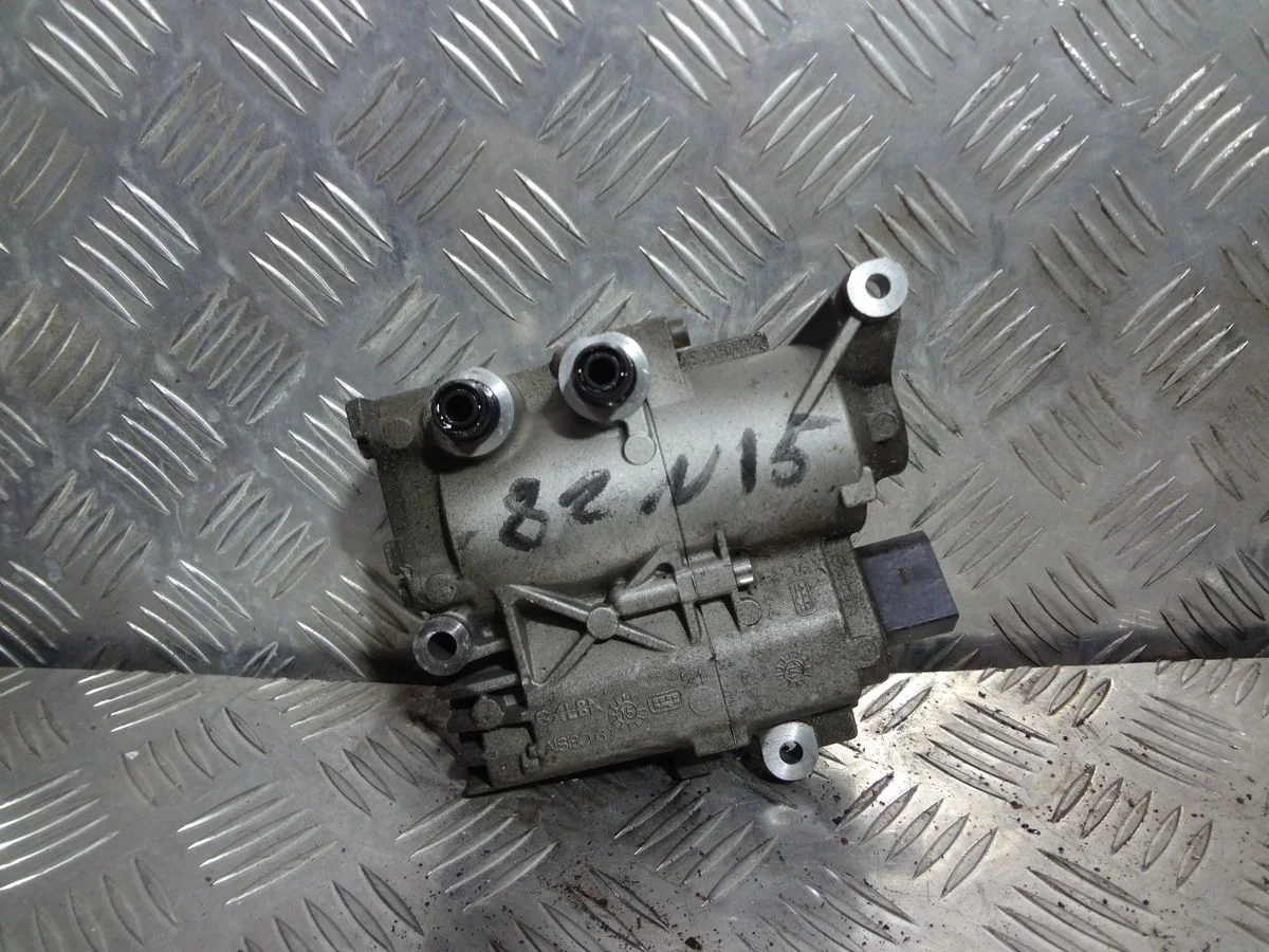 Насос масляный КПП Mercedes-Benz M-класс W166 (2011—2015)