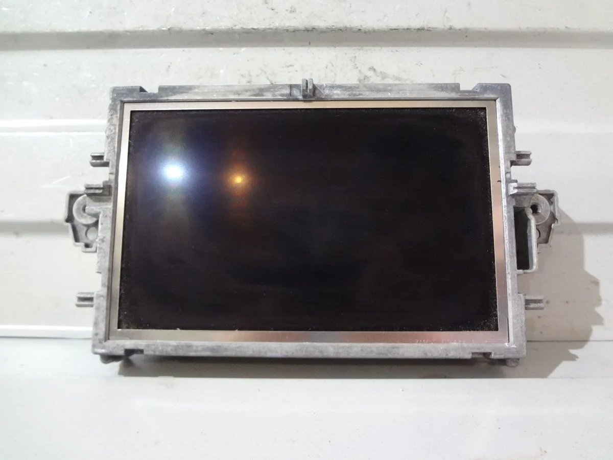 Дисплей информационный Mercedes-Benz E-класс W212/S212/C207/A207 (2009—2013)