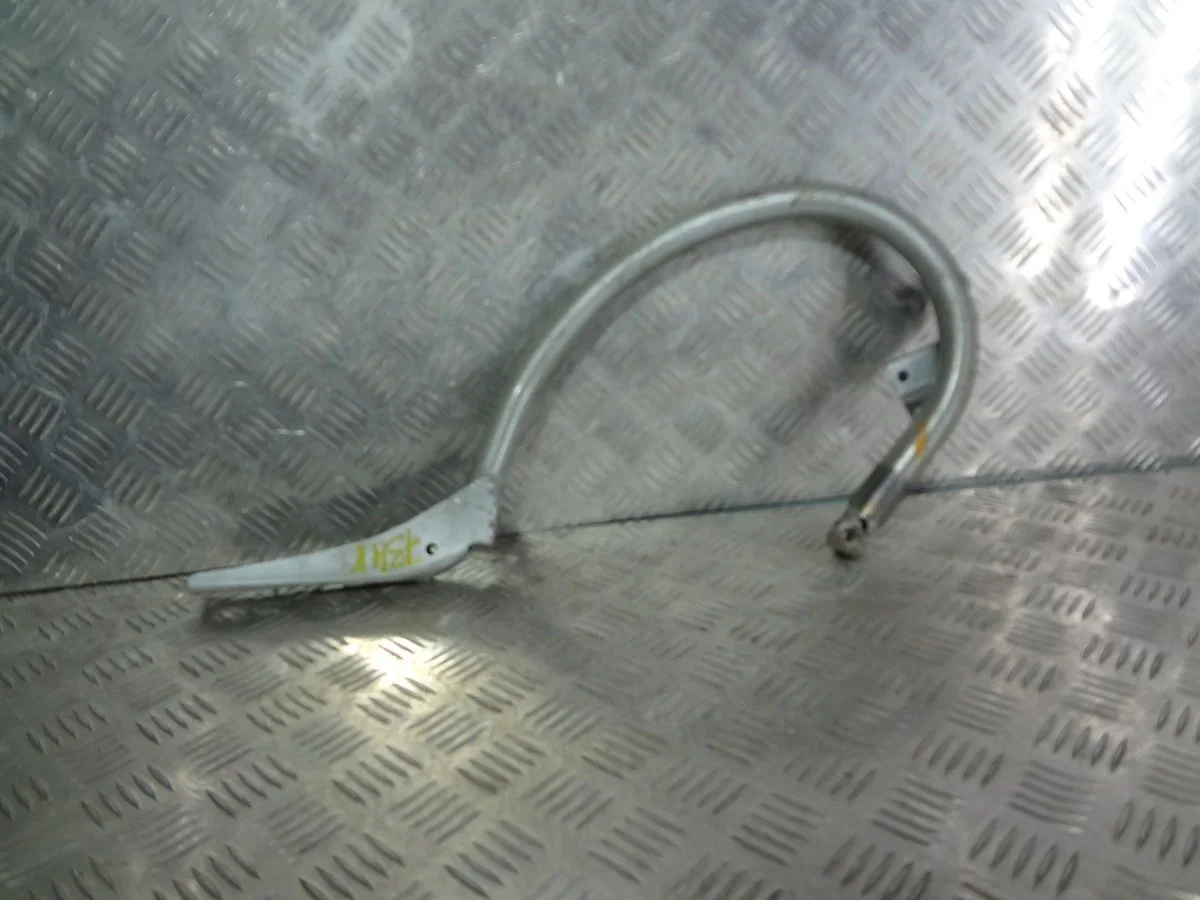 Петля крышки багажника Mercedes-Benz E-класс W211/S211 рестайлинг (2006—2009)