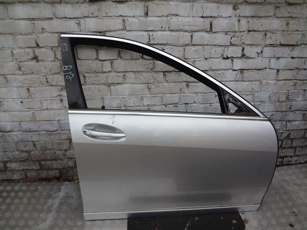Дверь передняя правая Mercedes-Benz S-класс W221 (2005—2009)