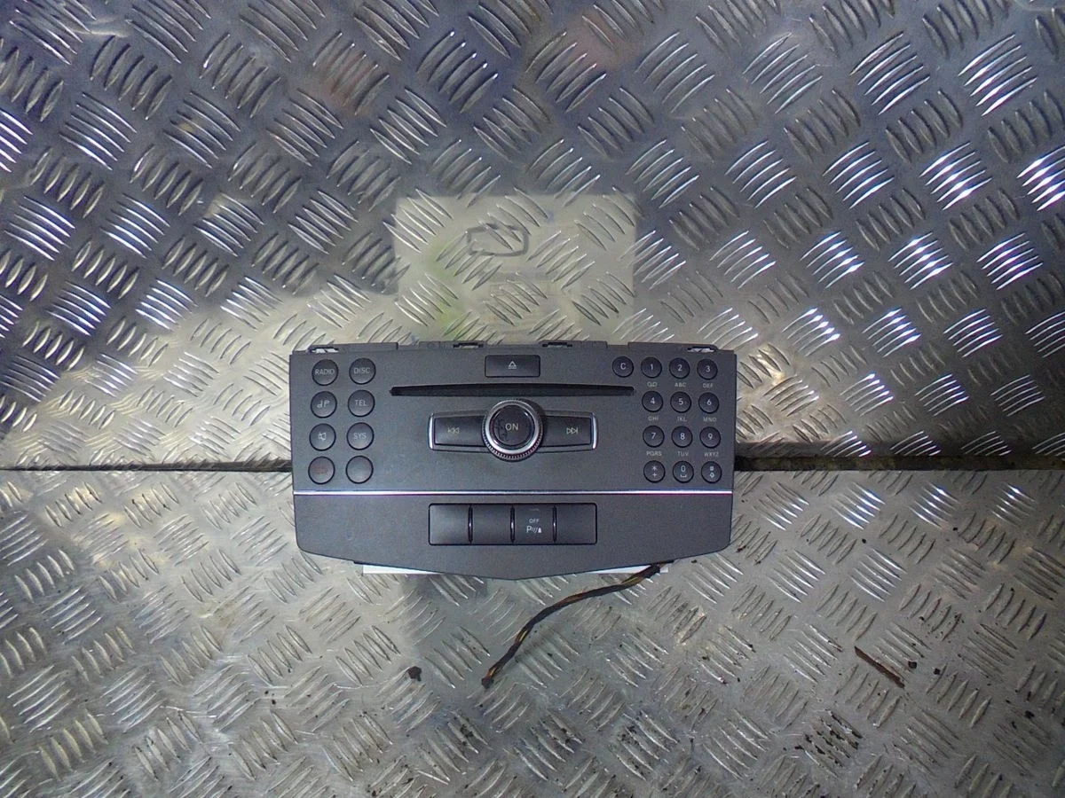 Магнитола Mercedes-Benz C-класс W204/S204 (2006—2011)