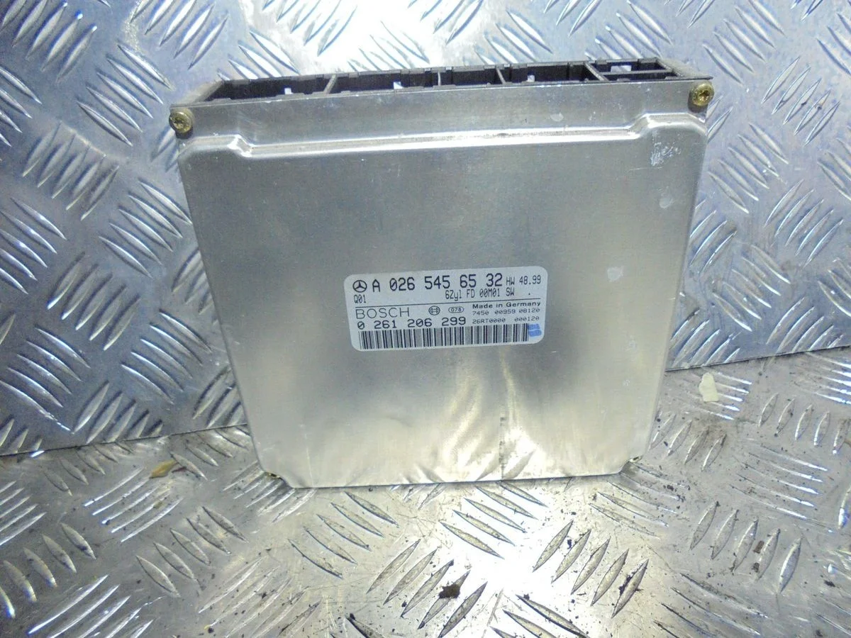 Блок управления двигателем Mercedes-Benz S-класс W220 (1998—2005)