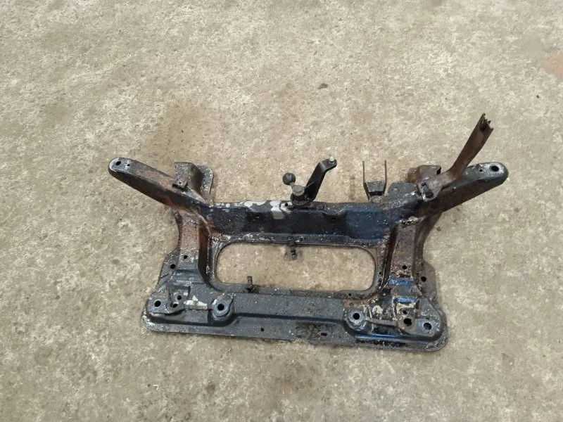 Балка подмоторная Peugeot Partner 2008 5F, 1