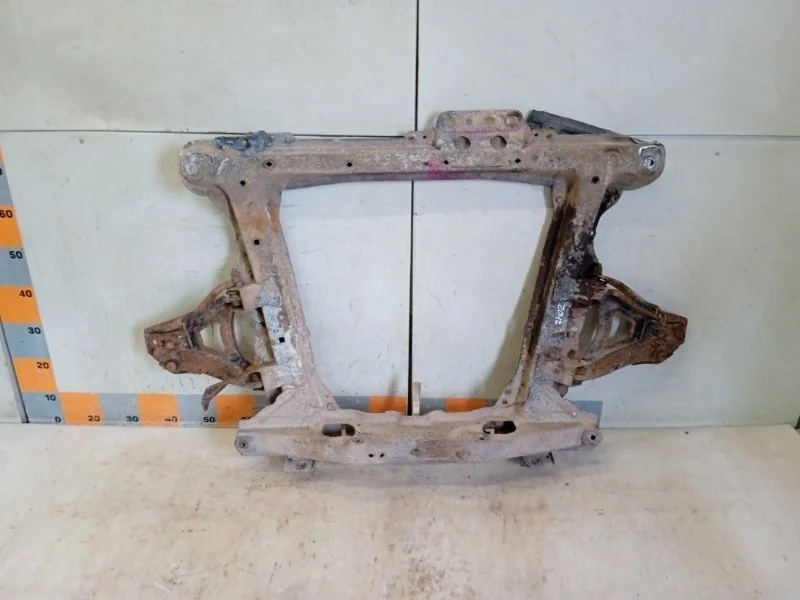 Балка подмоторная Renault Clio 2001