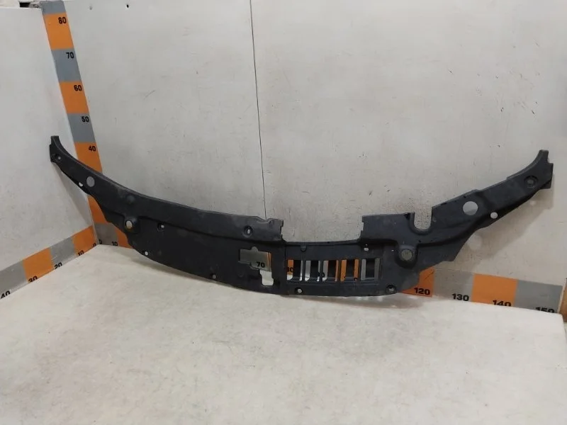 Кожух замка капота Toyota Camry V50