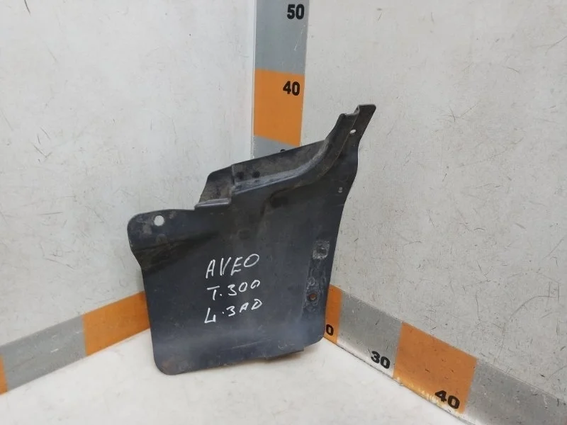Подкрылок задний левый Chevrolet Aveo T300