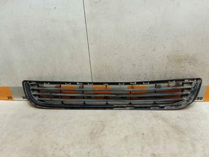 Решетка переднего бампера Citroen Berlingo 2013 B9