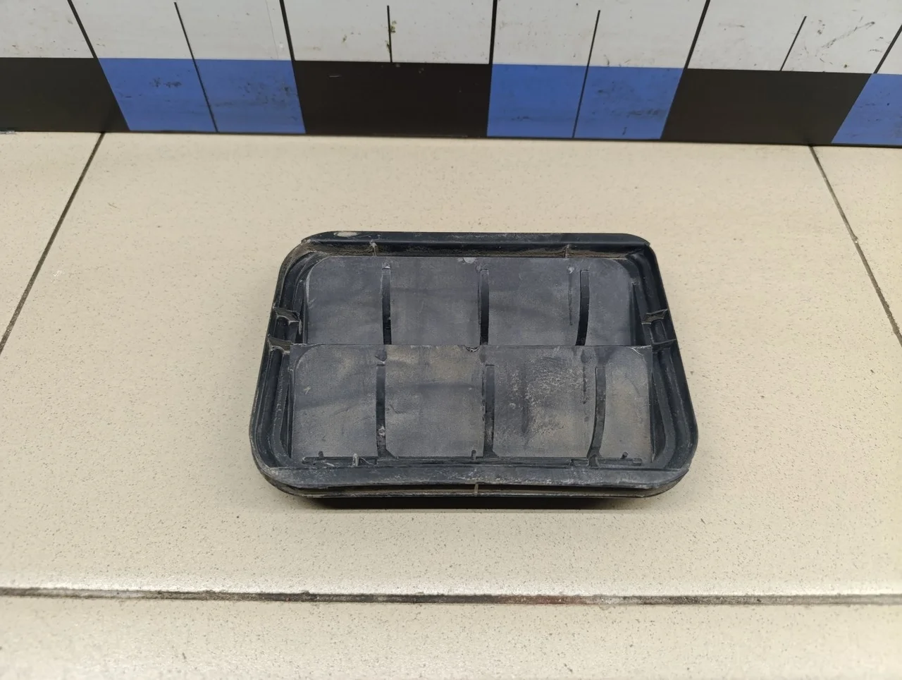 Решетка вентиляционная Duster 2012>