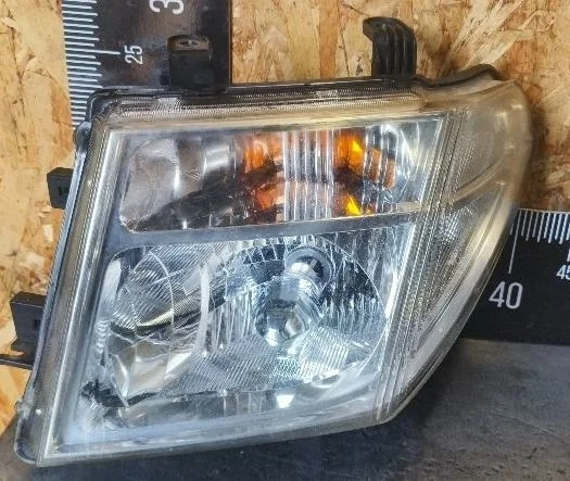 Фара левая Nissan Pathfinder III (2004—2010) 2008 GN0 - BLACK METALLIC