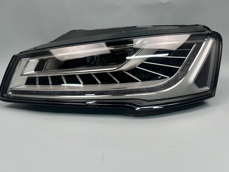 Фара Audi A8 2013-2017 4H0941783 D4 4H, передняя левая