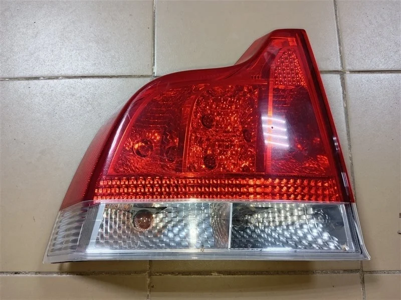 Фонарь Volvo S60 2005 30655367 B5244S, задний левый