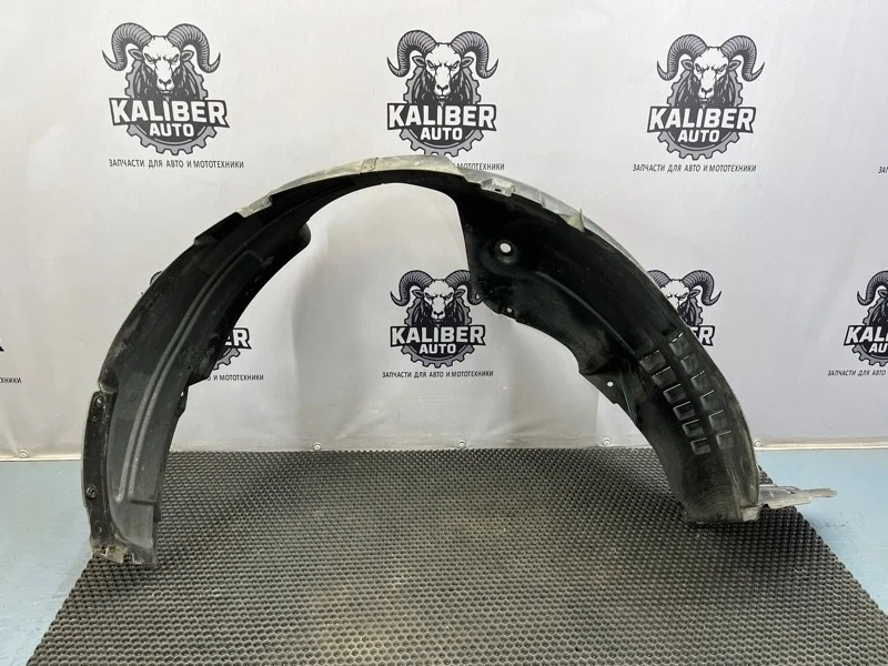 Подкрылок Hyundai Grand Starex/H1 2012 868204H000 GDB86 2.5 D4CB, передний правый