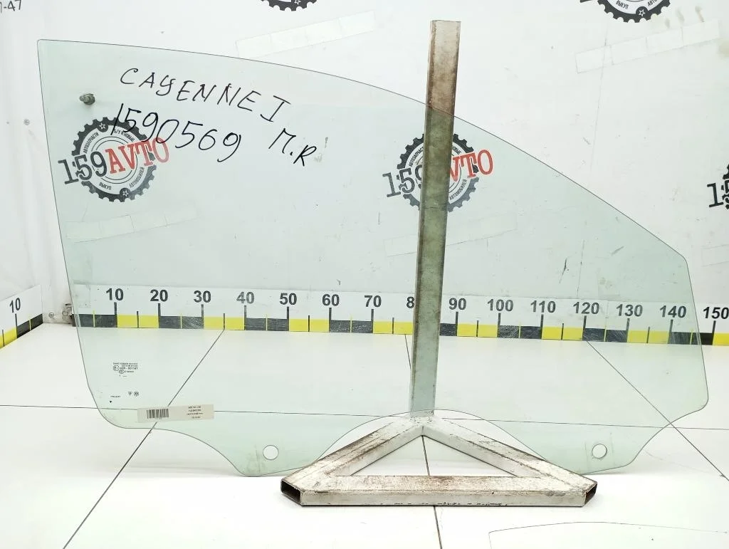 Стекло двери передней правой Porsche Cayenne 1 2007 957