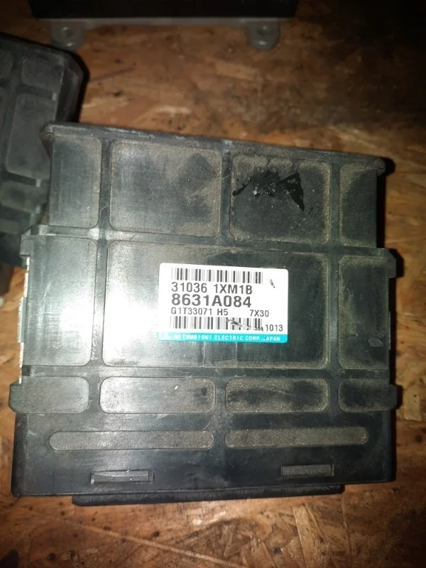 Блок управления АКПП Mitsubishi Outlander 2008 8631A084 CW6W 6B31