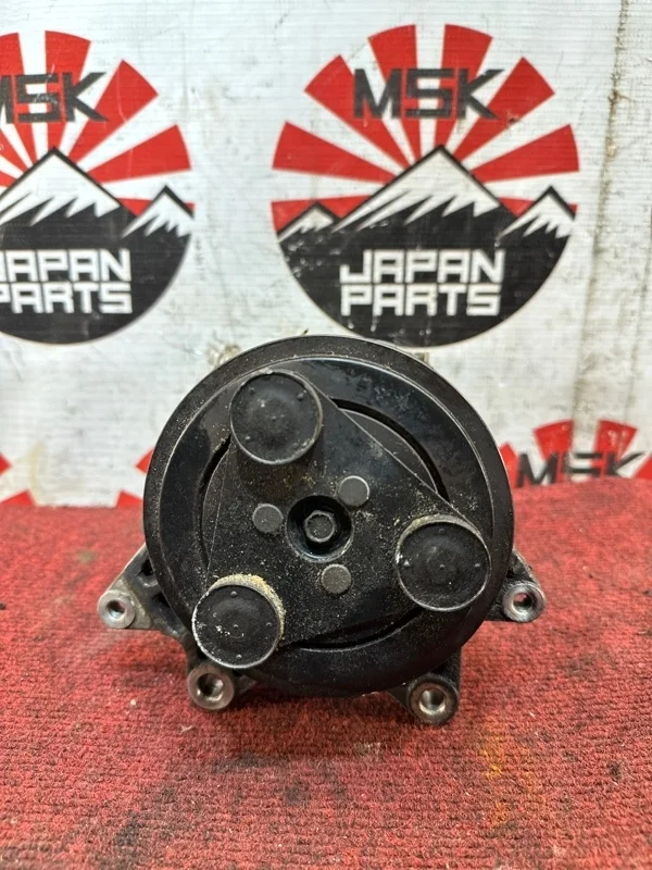 Компрессор кондиционера Nissan Murano 92600CA010 Z50 3.5