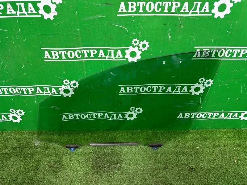 Стекло двери Lexus NX 2014-2021 6810278010, переднее левое
