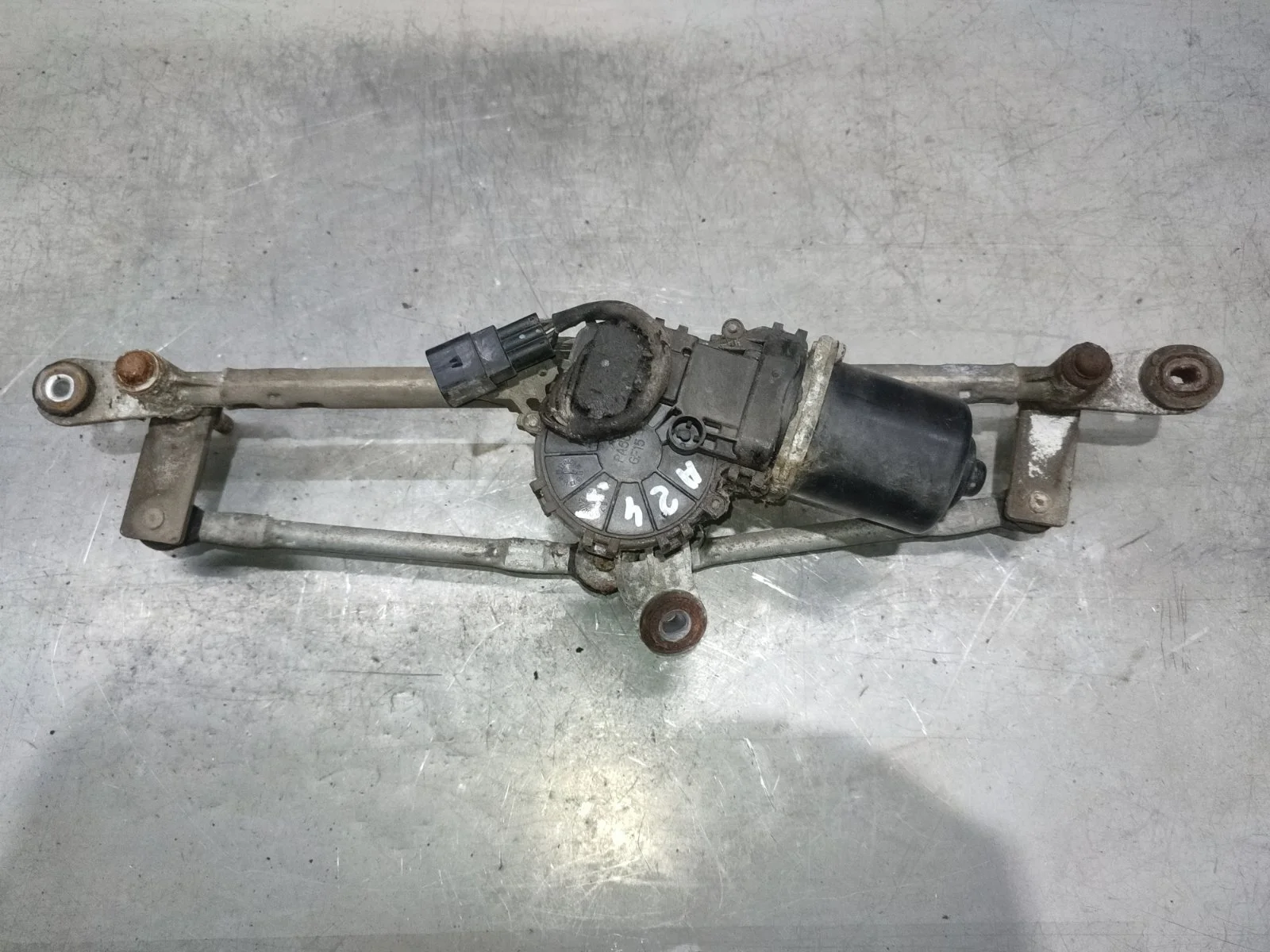 Стеклоочиститель SsangYong Actyon 2011 C200