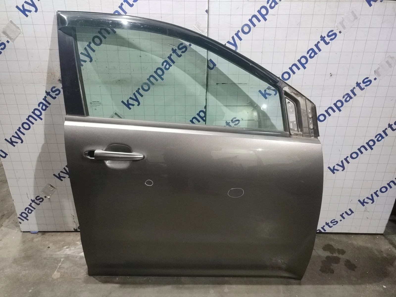 Дверь SsangYong Actyon 2011 C200