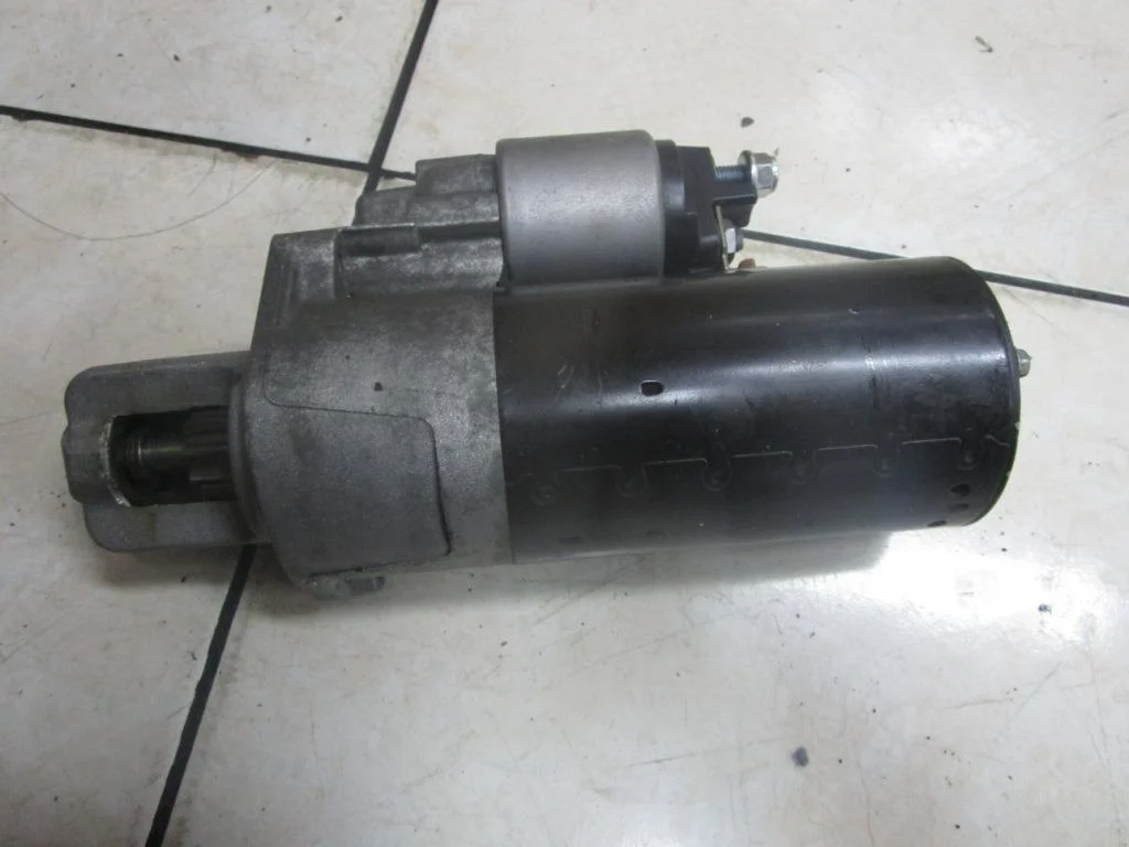 Стартер Mercedes-Benz