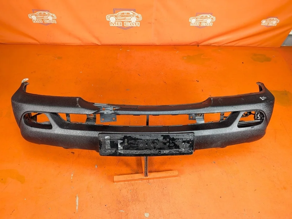 Бампер передний Mercedes-Benz