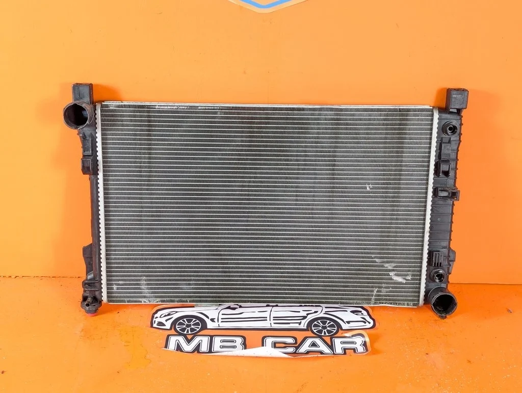Радиатор Mercedes-Benz