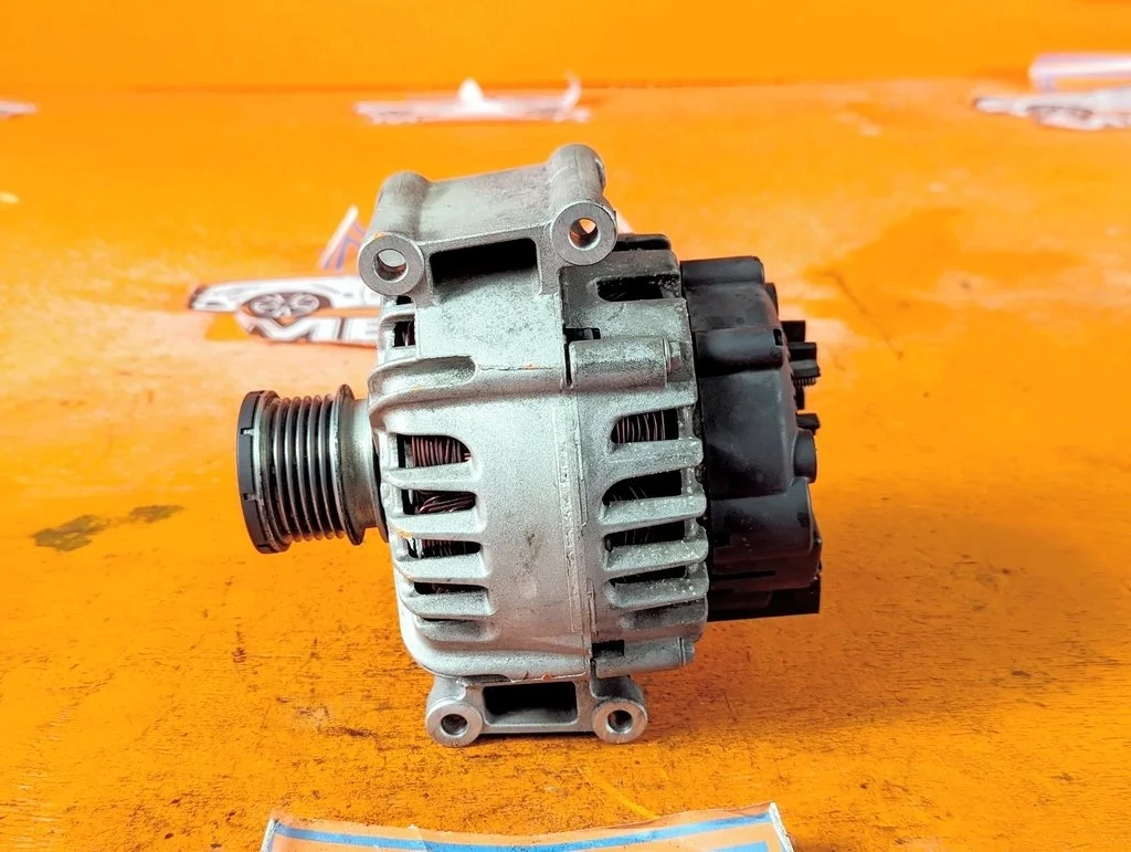 Генератор Mercedes-Benz