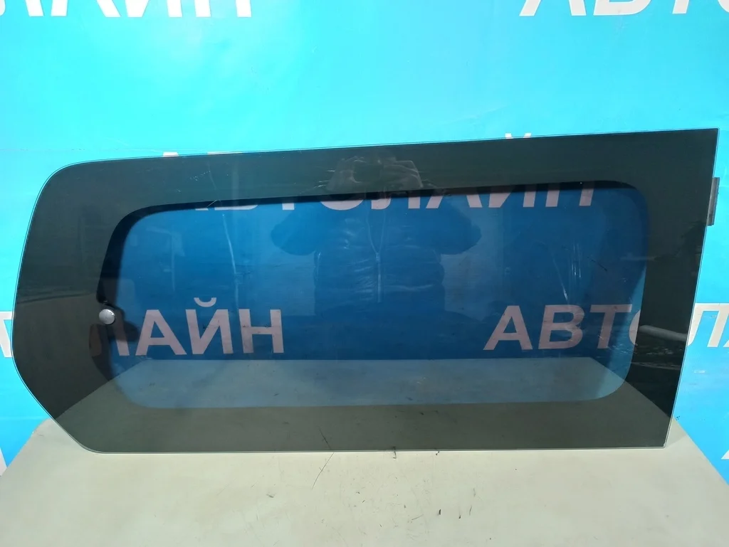 стекло боковое Hyundai Grand Starex 2007-2015  22.02.2012