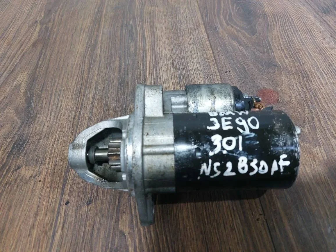 стартер BMW X5 E70