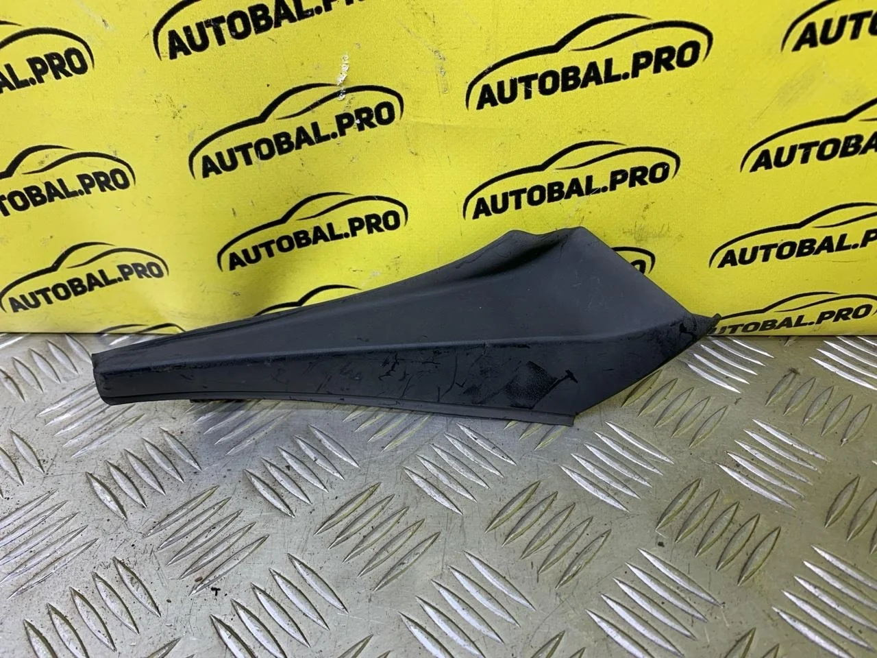 Молдинг стекла лобового Toyota Rav 4 (CA40) (2012-2019) 2013 5386642020 2.2 D 2ADFTV