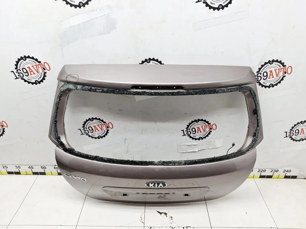 Дверь багажника Kia Ceed 1 2009