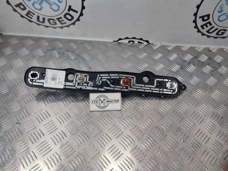 Плата заднего правого фонаря Fiat Ducato 250