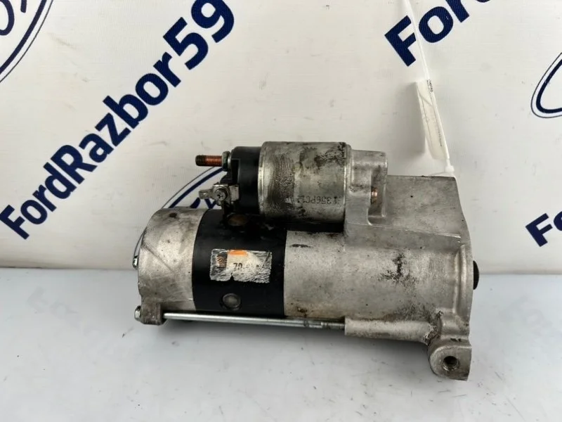 Стартер Mitsubishi Pajero 2004 ME204424 V78W 3.2 (4M41)