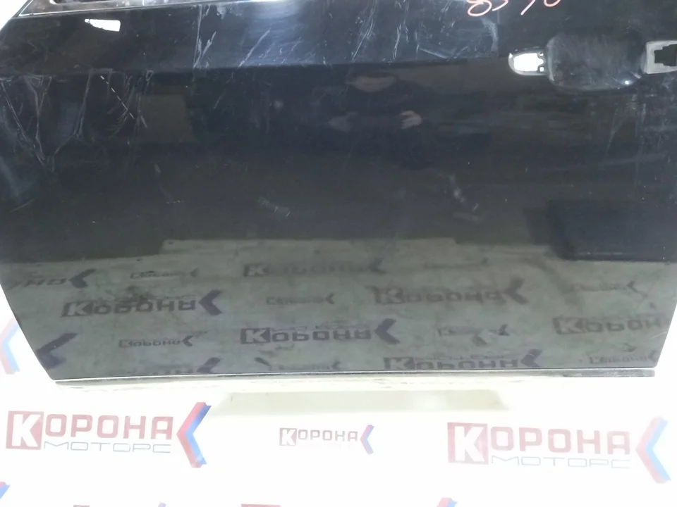 Дверь Hyundai Equus  760033N000 передняя левая Б/У Мелкие потёртости царапины