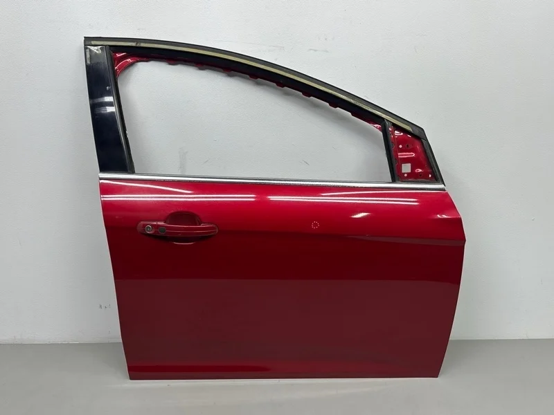 Дверь Ford Focus 3 CB8