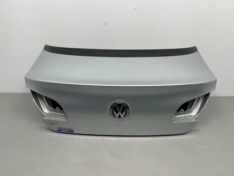 Крышка багажника Volkswagen Passat CC 358